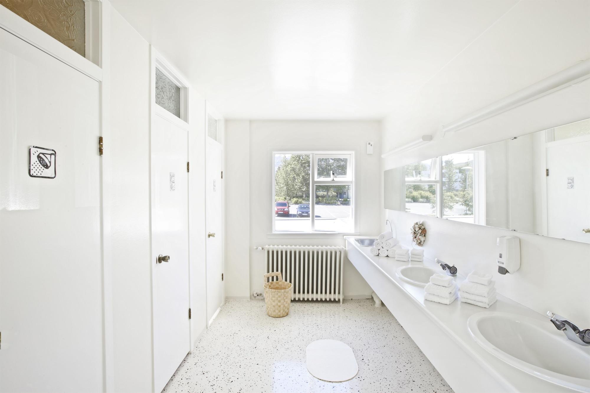Hotel Edda Akureyri Bagian luar foto